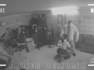 Cctv footage de beguiling adolescente sabien demonia consiguiendo follada en culo por escuela trabajador