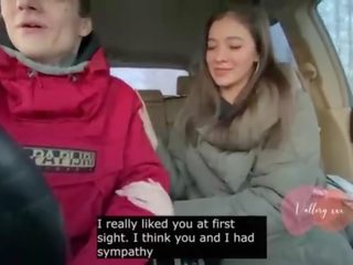 Spion camera echt russisch pijpen in auto met conversations